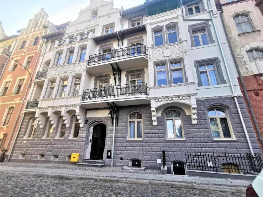 Petite Visite No 4a I 4b Apartment